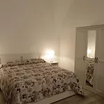 La Signorina Casa *