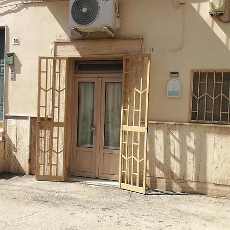 La Signorina Casa